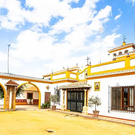 Hacienda El Corchuelo En Holiday home *