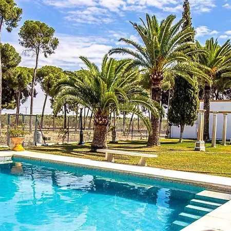 Hacienda El Corchuelo En Holiday home