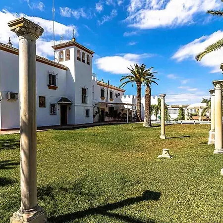 Holiday home Hacienda El Corchuelo En